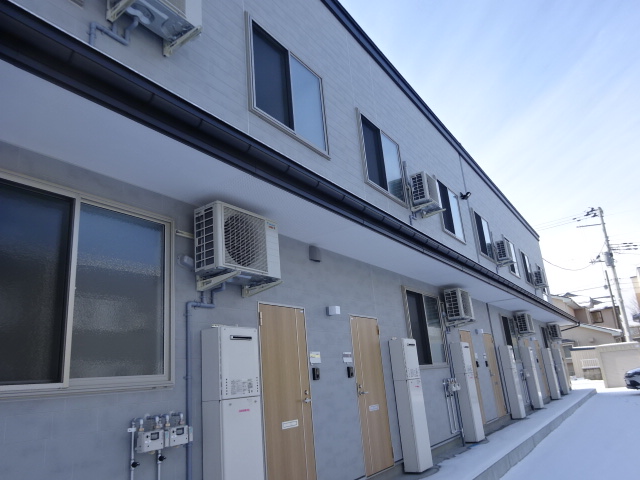 青森県十和田市東二十二番町23-42